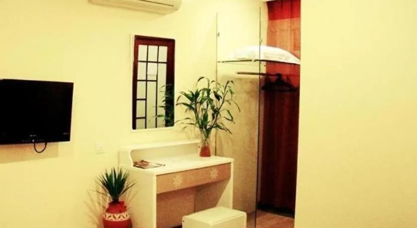 Adel Hotel Kota Kinabalu 2*,